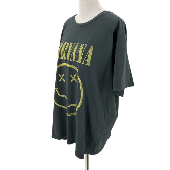 Daydreamer Womens Nirvana Smiley Face Logo Tee T-Shirt Size 2X Corporate Rock - Picture 6 of 13